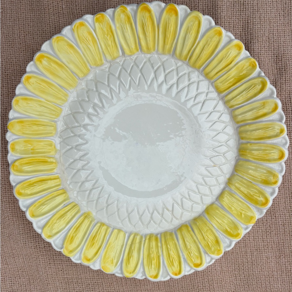 Vintage Italian Meiselman Imports daisy plate